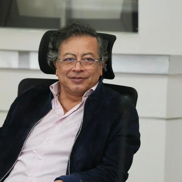 Presidente Petro no quiere reforma a Icetex y le recuerdan promesa de campaña