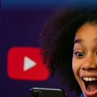 Google integra su IA más potente a YouTube Shorts