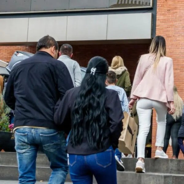 Centro comercial El Tesoro, Unicentro y otros que más venden en Colombia