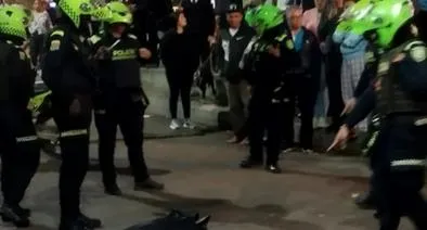Pánico en Kennedy por asesinato en plena vía; un sujeto fue capturado