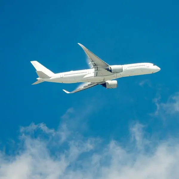 Avión, en nota sobre nueva ruta que unirá Sudamérica con dos continentes 