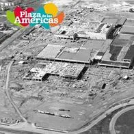 La realidad de Titán, Plaza de las Américas y de más centros comerciales