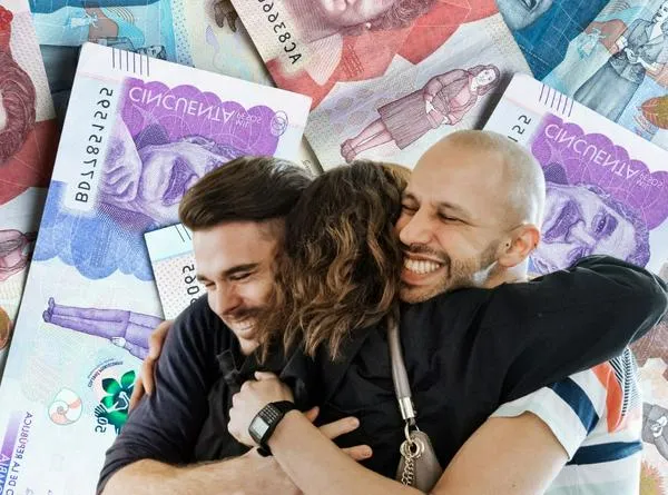 Personas felices por dinero en Colombia que les dan como subsidio de vivienda.
