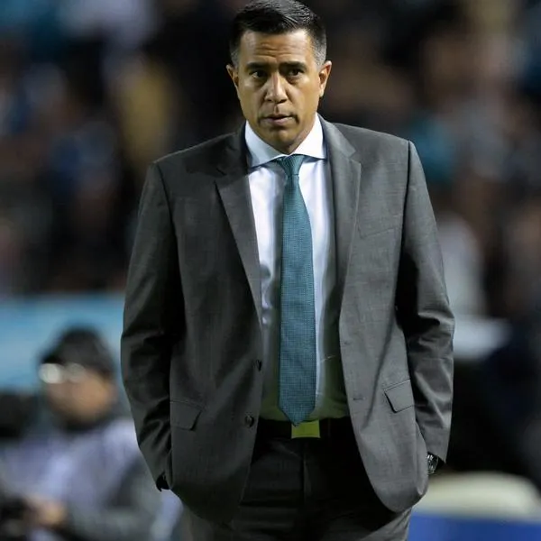 Junior no seguirá con César Farías de DT y se habla de reemplazo