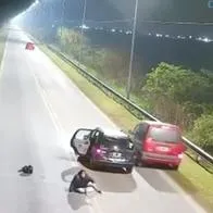 Joven se tiró de un carro porque conductor de 'app' no siguió la ruta del GPS
