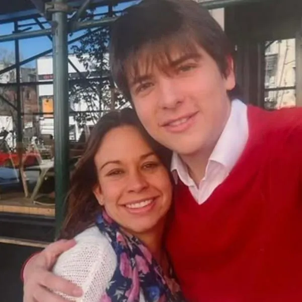 En un nuevo pronunciamiento, la esposa del precandidato presidencial envía mensaje de aliento a su esposo. 