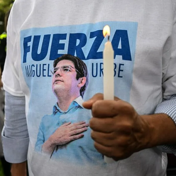 Revelan cuál fue la cirugía que le hicieron a Miguel Uribe en la Fundación Santa Fe de Bogotá. El cerebro ha mostrado desinflamación. 