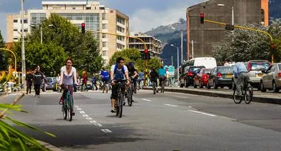Ciclovía en Bogotá, en nota sobre que abrirán nuevos tramos 