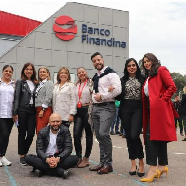 ¿Cuántos empleados tiene Finandina? Tiene varias vacantes en Chía, Cundinamarca