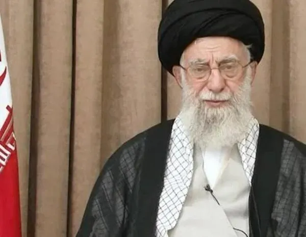 Jamenei declara su ‘victoria’ sobre Israel y amenaza con bombardear más bases de EEUU