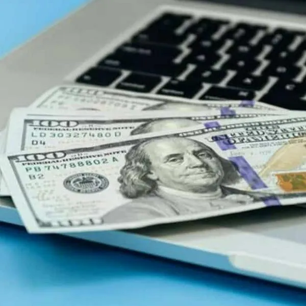 Dólar hoy en Colombia sigue tropezando pese a rebaja de calificación clave