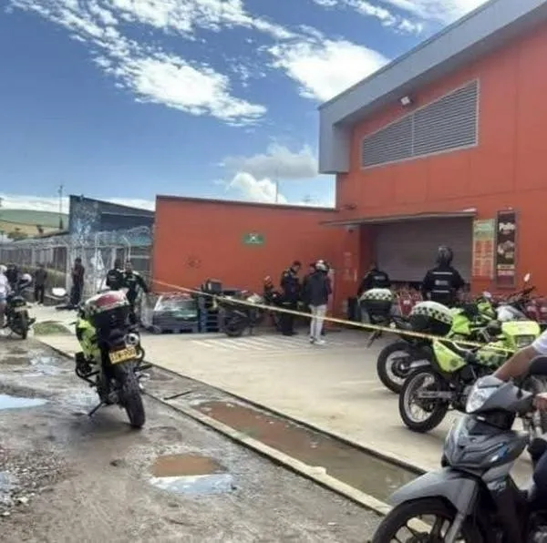En este supermercado de Popayán ocurrió un ataque armado en el que una mujer fue asesinada