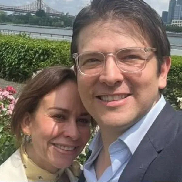 Esposa de Miguel Uribe Turbay explicó cómo salió la cirugía del senador y precandidato del Centro Democrático en la Fundación Santa Fe.