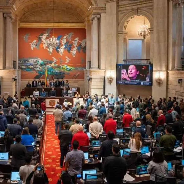La reforma pensional del Gobierno de Gustavo Petro se salvó y Cámara de Representantes avaló texto de Senado con cambios a Colpensiones y más.