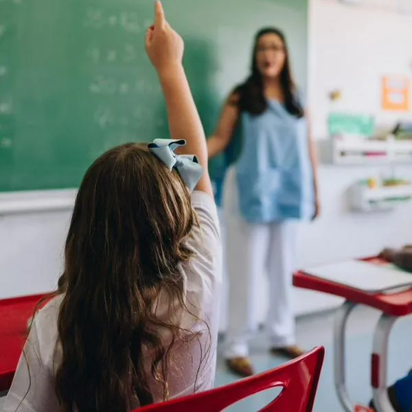 Sindicato de profesores en Colombia anuncia paro nacional y más de 7.000 colegios se quedarían sin docentes si Gobierno no hace pagos.
