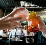 Duro golpe para bares, discotecas y restaurantes en Colombia: ¿negocio se habría complicado? Definen un impacto del 65 %. 