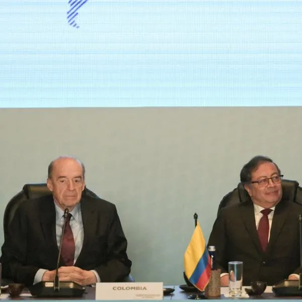 Dura reacción de Petro a audios de Leyva mostrando plan sacarlo del poder: "Canalla y bárbaro", dijo el presidente. 