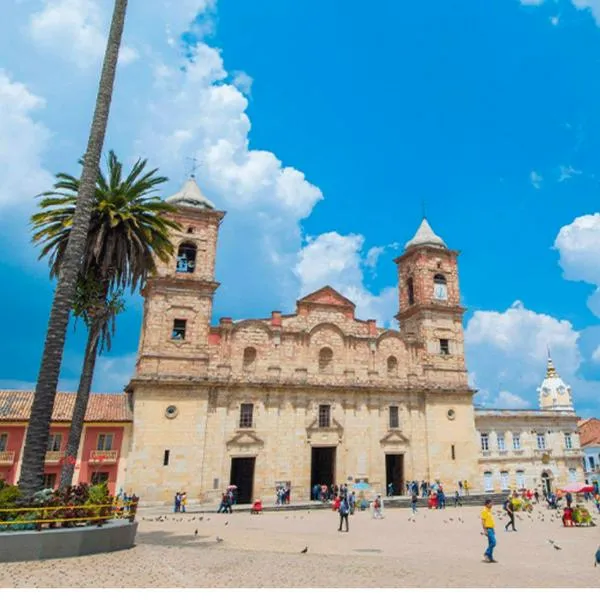 ¿Qué hacer en Zipaquirá? Es la ciudad blanca de Cundinamarca y tiene mina de sal