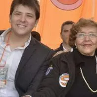 Nydia Quintero y sus nietos