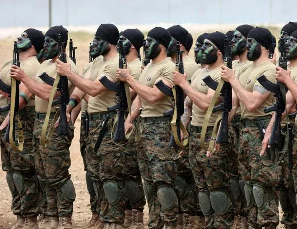 En el Líbano, aumenta la presión sobre Hezbolá para que entregue sus armas