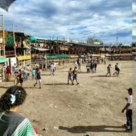 'Influencer' sufrió intento de robo en vivo: ladrón lo sorprendió en corraleja