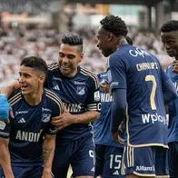 Daniel Cataño con Falcao. El volante sale de Millonarios y se va para el Bolívar de Bolivia