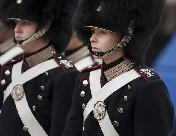 Ante la amenaza rusa, Dinamarca amplía el servicio militar obligatorio a las mujeres