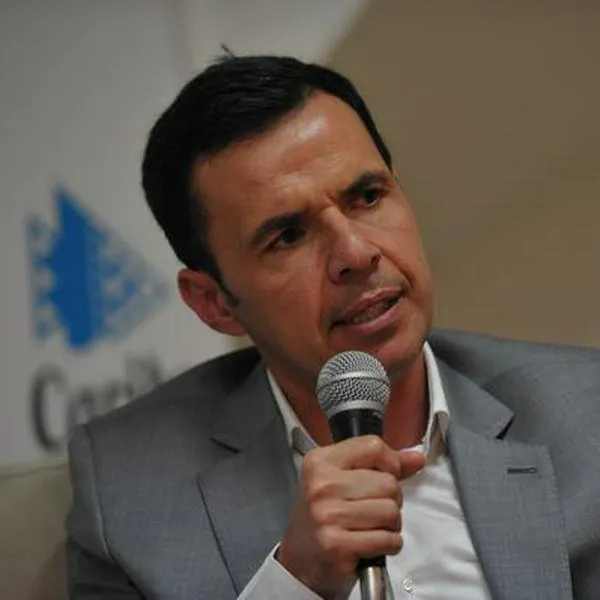 Otra movida en la Cancillería: embajador de Colombia en Brasil presentó renuncia