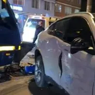 Así quedó el BMW que se accidentó con un SITP en Engativá, occidente de Bogotá