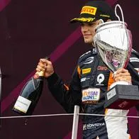 Silverstone: Sebastián Montoya llegó segundo en sprint de Fórmula 2