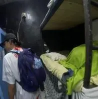 Así es el 'hotel' de 8.000 pesos que hay en el barrio Santa Fe de Bogotá
