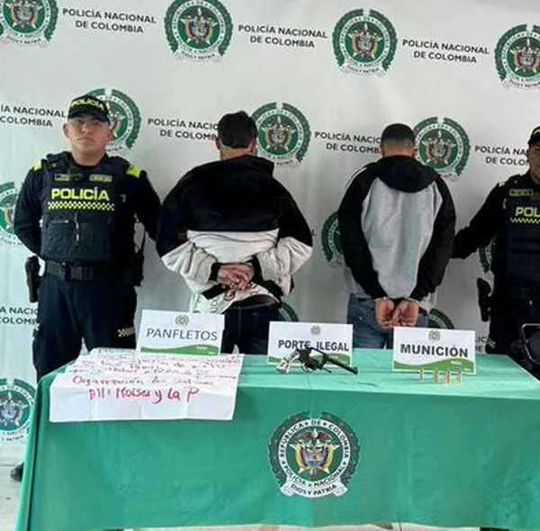 Sujetos que amenazan con mensajes a comerciantes de Bogotá, capturados por tener un panfleto para intimidar
