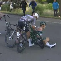 Foto de Jasper Philipsen, en nota de caída en Tour de Francia 2025 hoy de Philipsen aterró a Goga Sandoval en Caracol