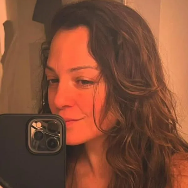 Natalia Lafourcade está esperando su primer bebpe a los 41 años
