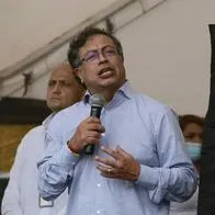 Petro cuestiona las elecciones a la presidencia y al Congreso.