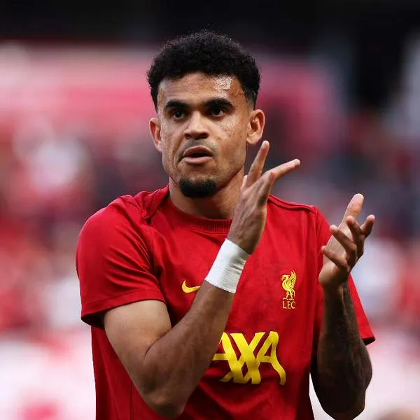 Foto de Luis Díaz, en nota de qué planes tiene Liverpool con Luis Díaz frente a negociación con Bayern Múnich