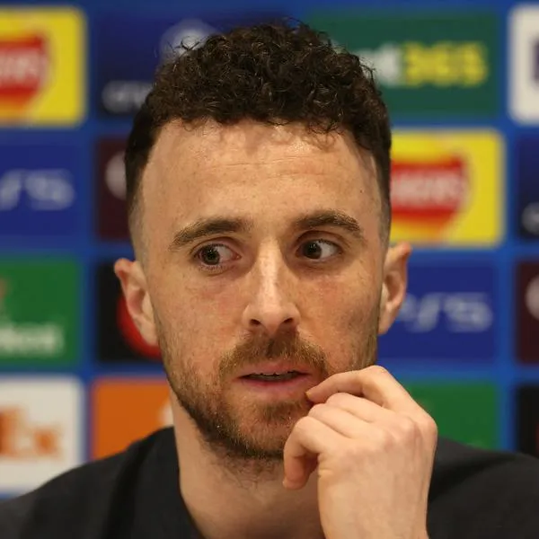 Caso de Diogo Jota da giro y ahora buscan a un camionero que presenció el accidente y además grabó cuando el carro del jugador se incendió en España. 