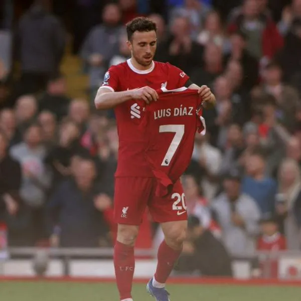 Liverpool homenajeó a Diojo Jota y Luis Díaz aparece poco, a pesar de amistad