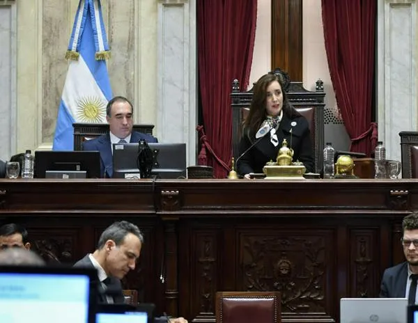 El Senado argentino aprueba un aumento de las jubilaciones, un nuevo revés para Milei