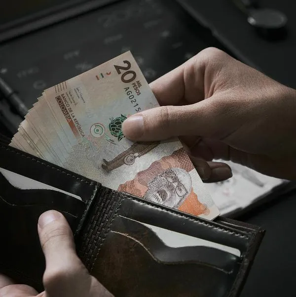 Dicen si las horas extras cambiarán en Colombia. Aclaran a trabajadores qué pasará en sus turnos y si podrán ganar dinero con el que no contaban. 