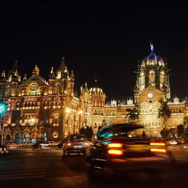 Estación de tren de Chhatrapati Shivaji Terminus, de India, en nota sobre que es la más linda del mundo