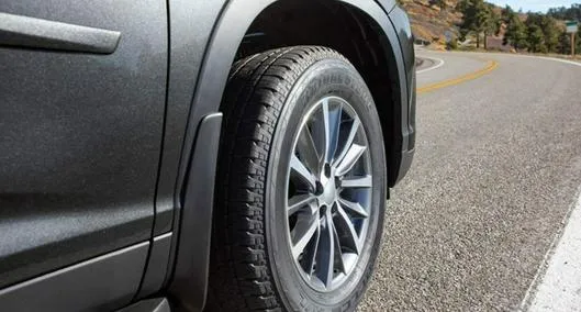 Norma poco conocida que exime a conductores de pagar multa de $711.750 por llantas