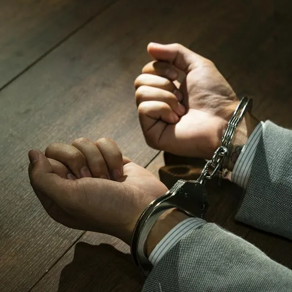 Fiscalía quitaría beneficios a criminales que negocien la paz en Colombia