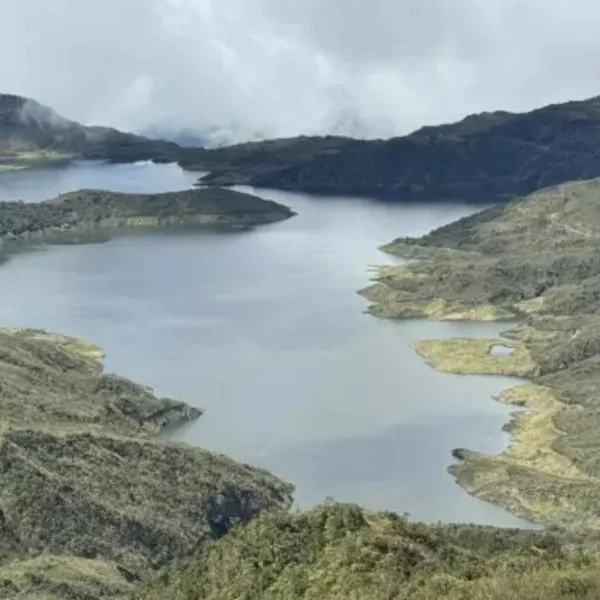 Embalse de Chingaza ahora podrían desbordarse. Hay sorpresa por lo que está pasando con el sistema de agua que surte a Bogotá. 
