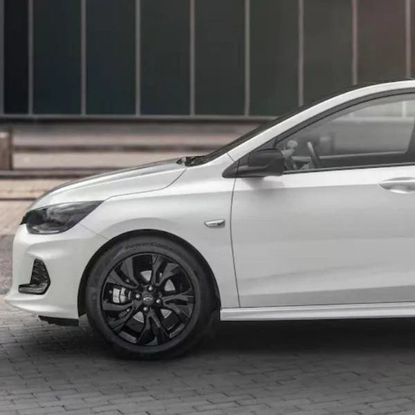 ChevyPlan Colombia explica qué es mejor entre comprar carro nuevo o usado en Colombia, debido a altos intereses y diferencias en precios.
