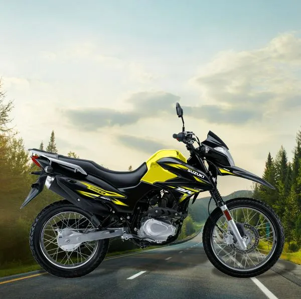 Moto Suzuki DR 150