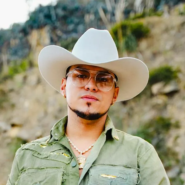 Yeison Jiménez anunció nueva canción a una semana de su concierto en El Campín y hasta montará negocio vendiendo 'hoodies' y recuerdos. 