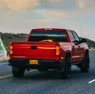 Los dueños de camionetas particulares que usan diésel sentirán duro aumento en el precio del diésel en Colombia, anunció el Gobierno.