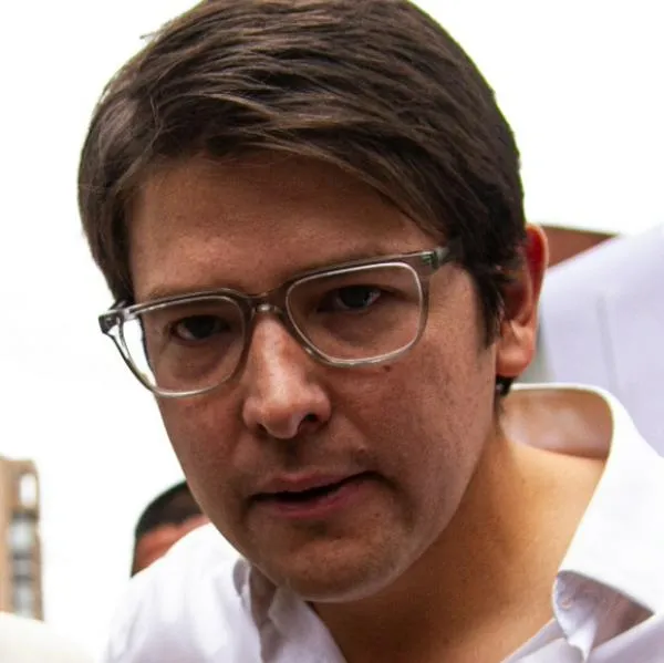 Este sería la misión de motociclista que se entregó en caso de Miguel Uribe
