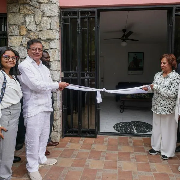 Presidente Gustavo Petro inauguró nueva embajada en Haití y celebró medida